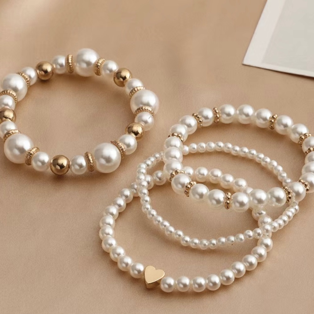 Boho Style Multilayer Bracelet Set Faux Pearls Beaded White Hand Jewelry 4 Pcs